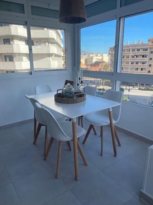 Soleado Y Luminoso Apartamento Фуэнхирола Экстерьер фото